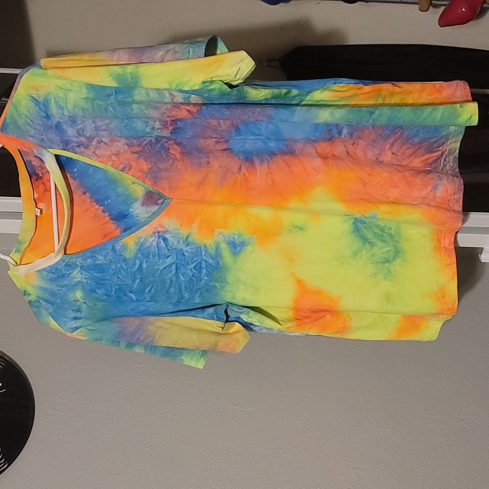 Super soft cut out tie dye tshirt
